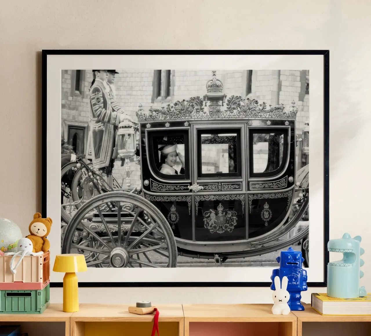 Isabel II saluda desde el carruaje de la coronación en Windsor hahnemühle de blacsteel