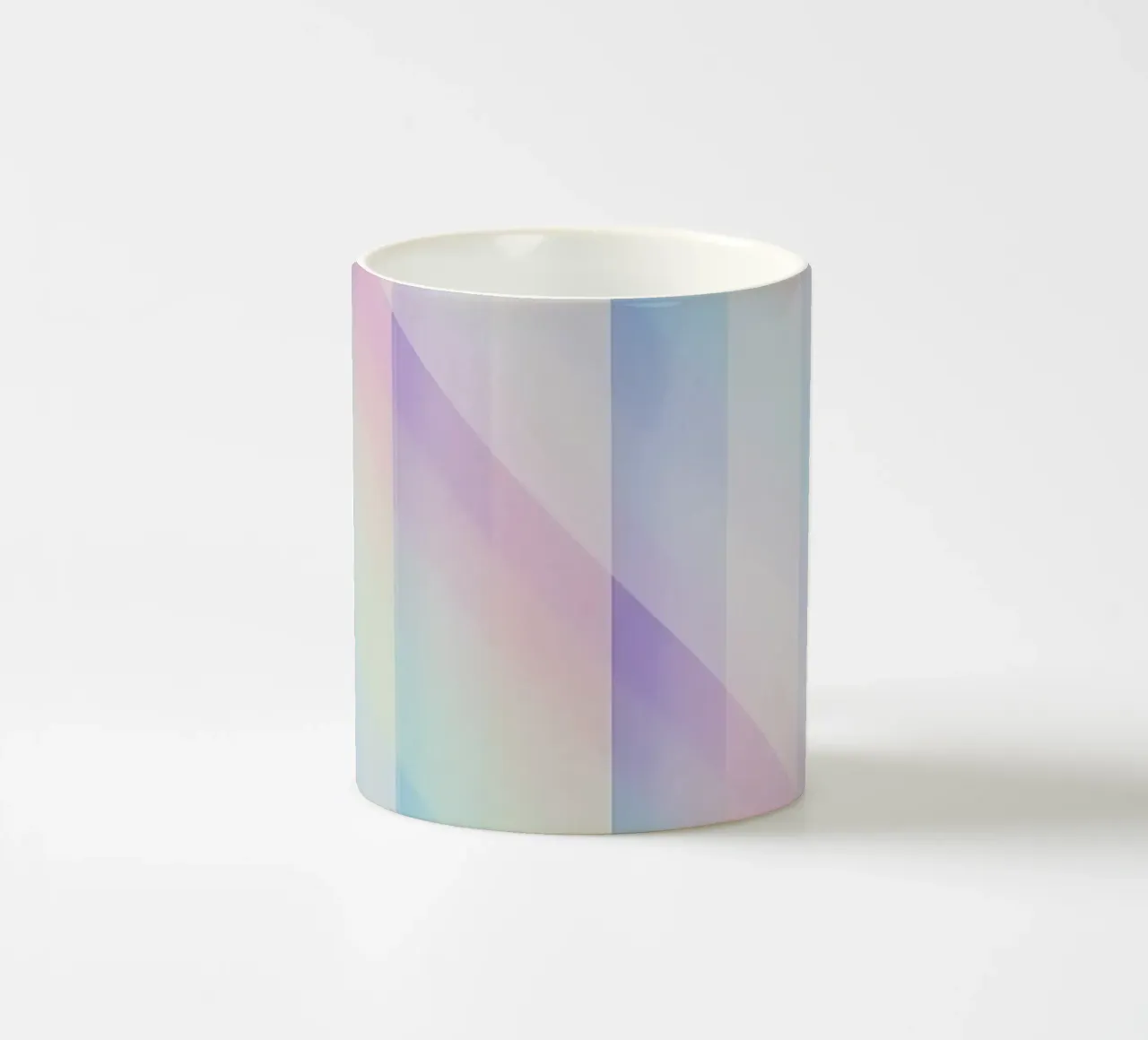 Sovrapposizione di righe pastello tazza in ceramica da DesignDoodle