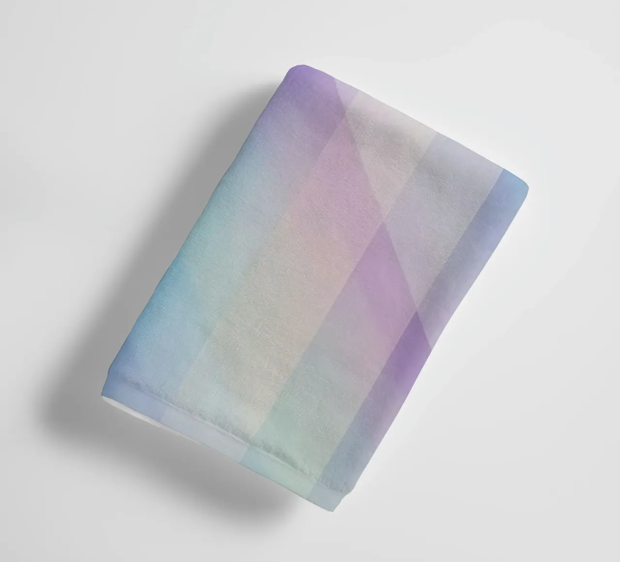 Sovrapposizione di righe pastello asciugamano da bagno da DesignDoodle