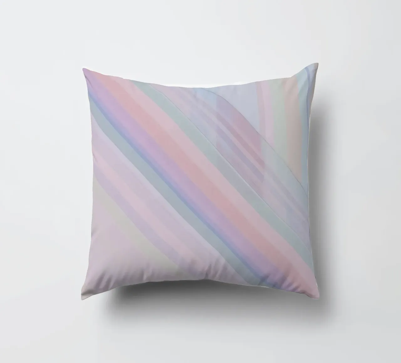 Strisce pastello arcobaleno cuscino da DesignDoodle