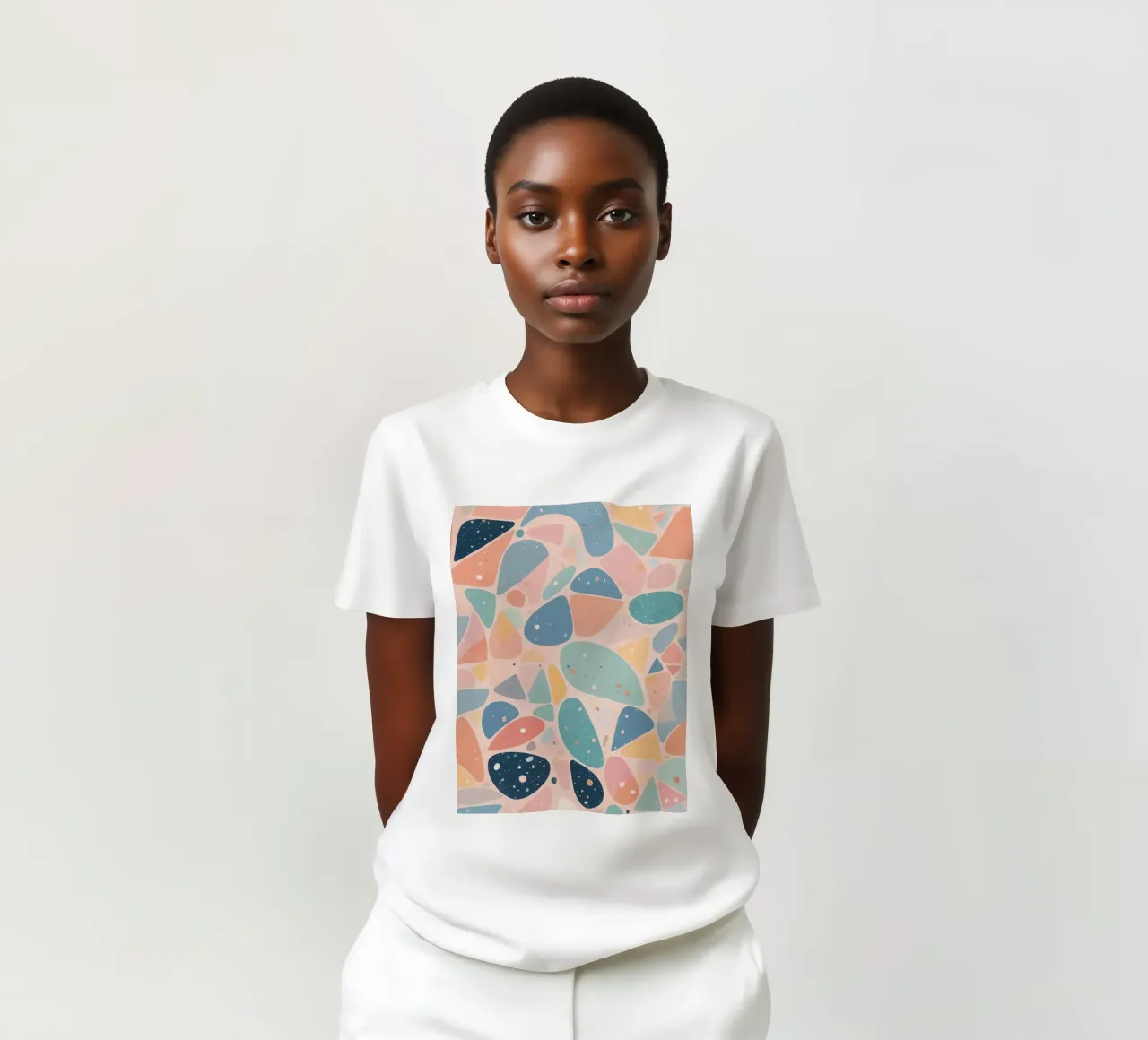 Abstract Pastel Terrazzo Pattern t-shirt da DesignDoodle