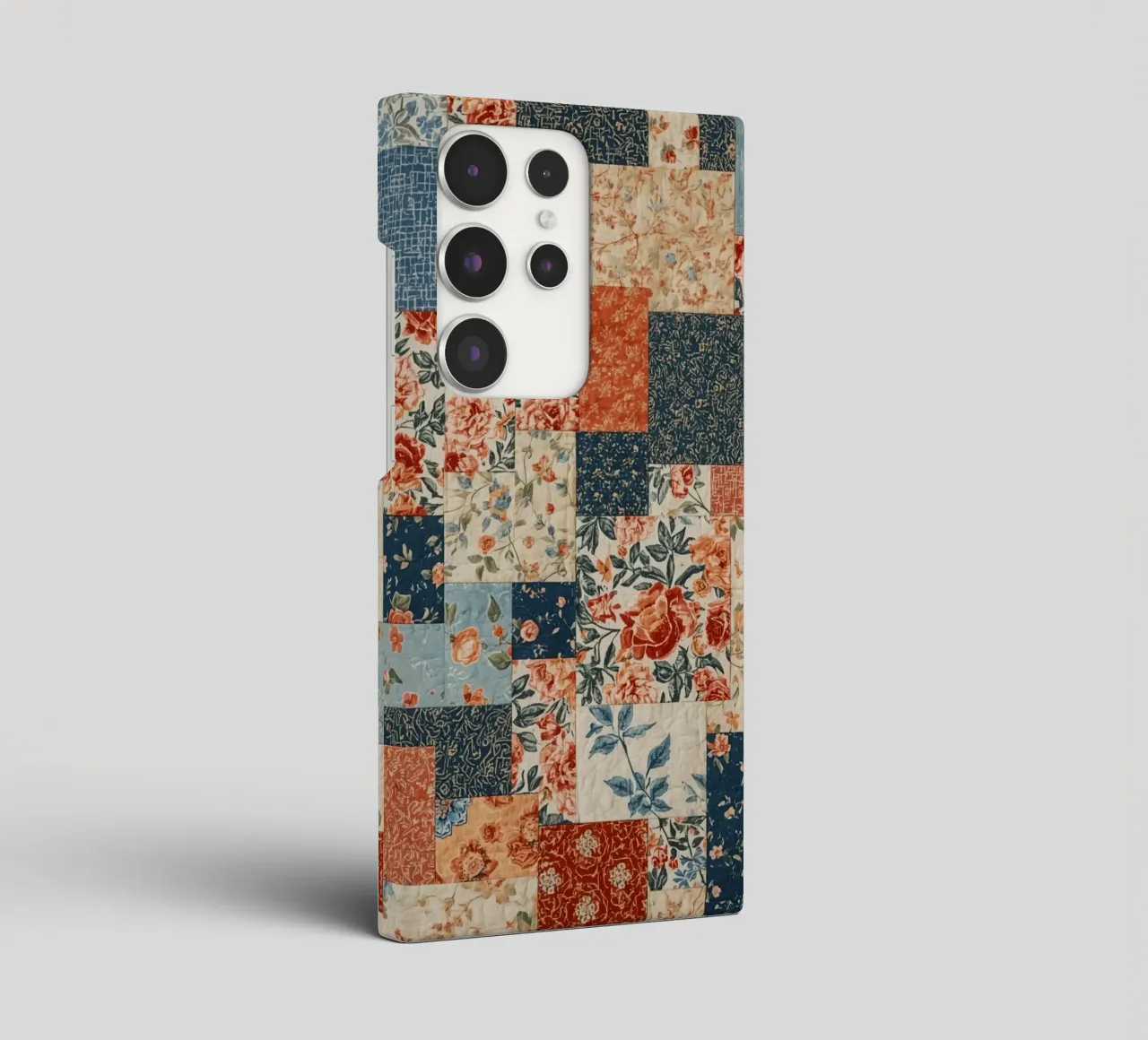Trapunta patchwork con motivi floreali e geometrici cover samsung da DesignDoodle