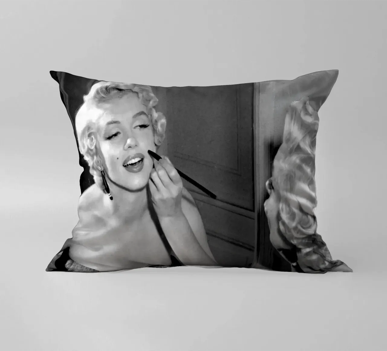 Trucco di Marilyn Monroe cuscino da valentinomartinst
