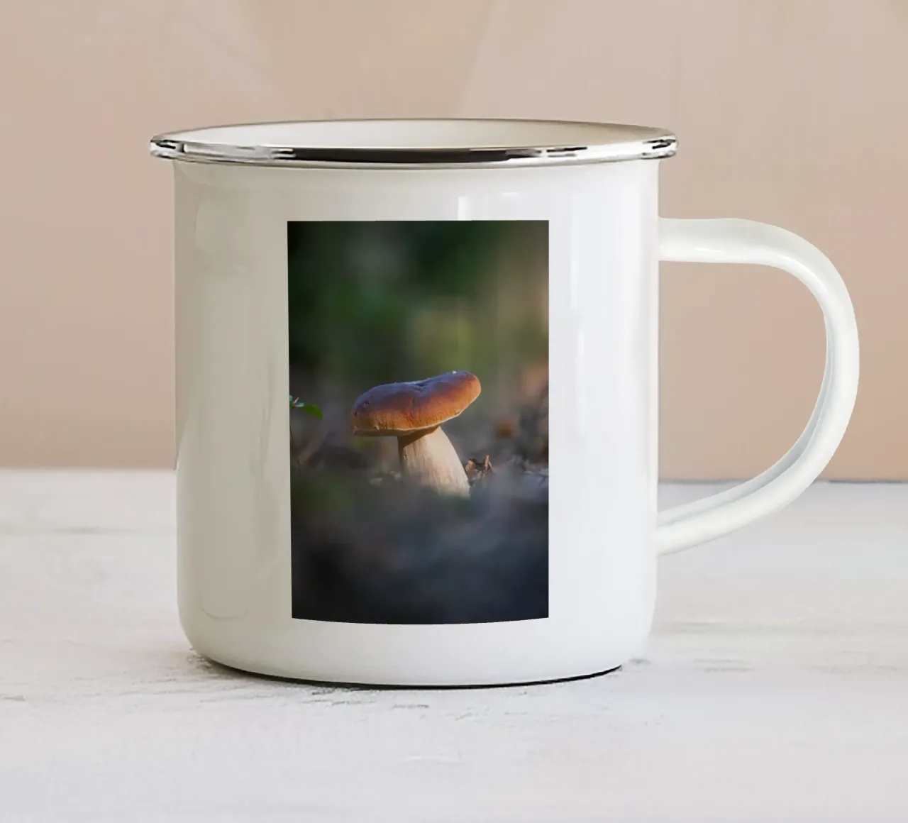 Autumn funghi tazza in smalto da Tom's Wildlife