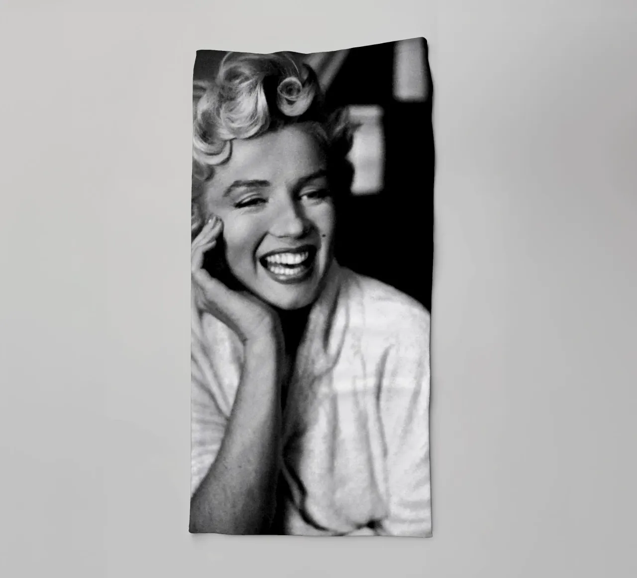 Marilyn Monroe Vintage in bianco e nero asciugamano da bagno da valentinomartinst