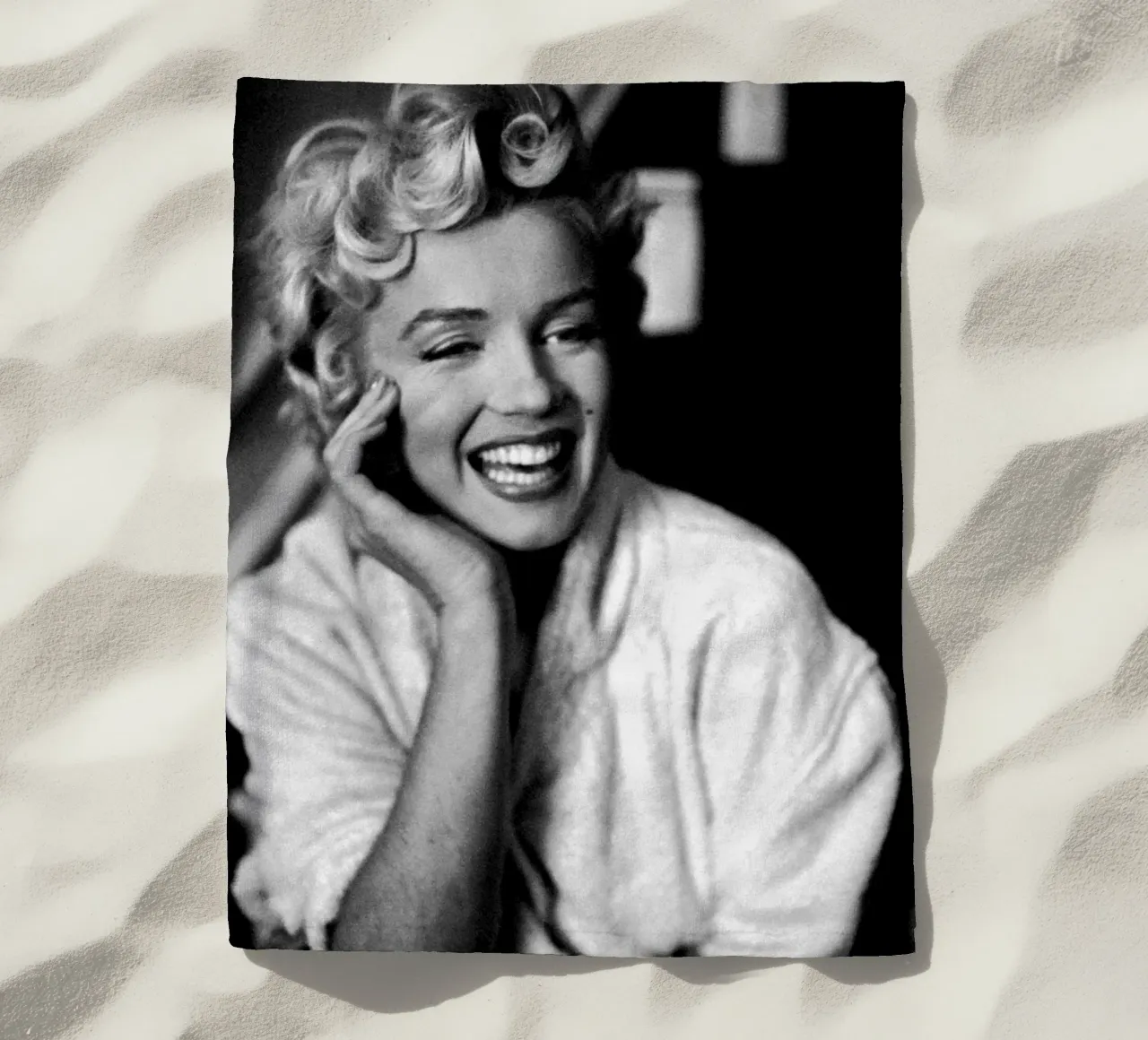 Marilyn Monroe Vintage in bianco e nero telo mare da valentinomartinst