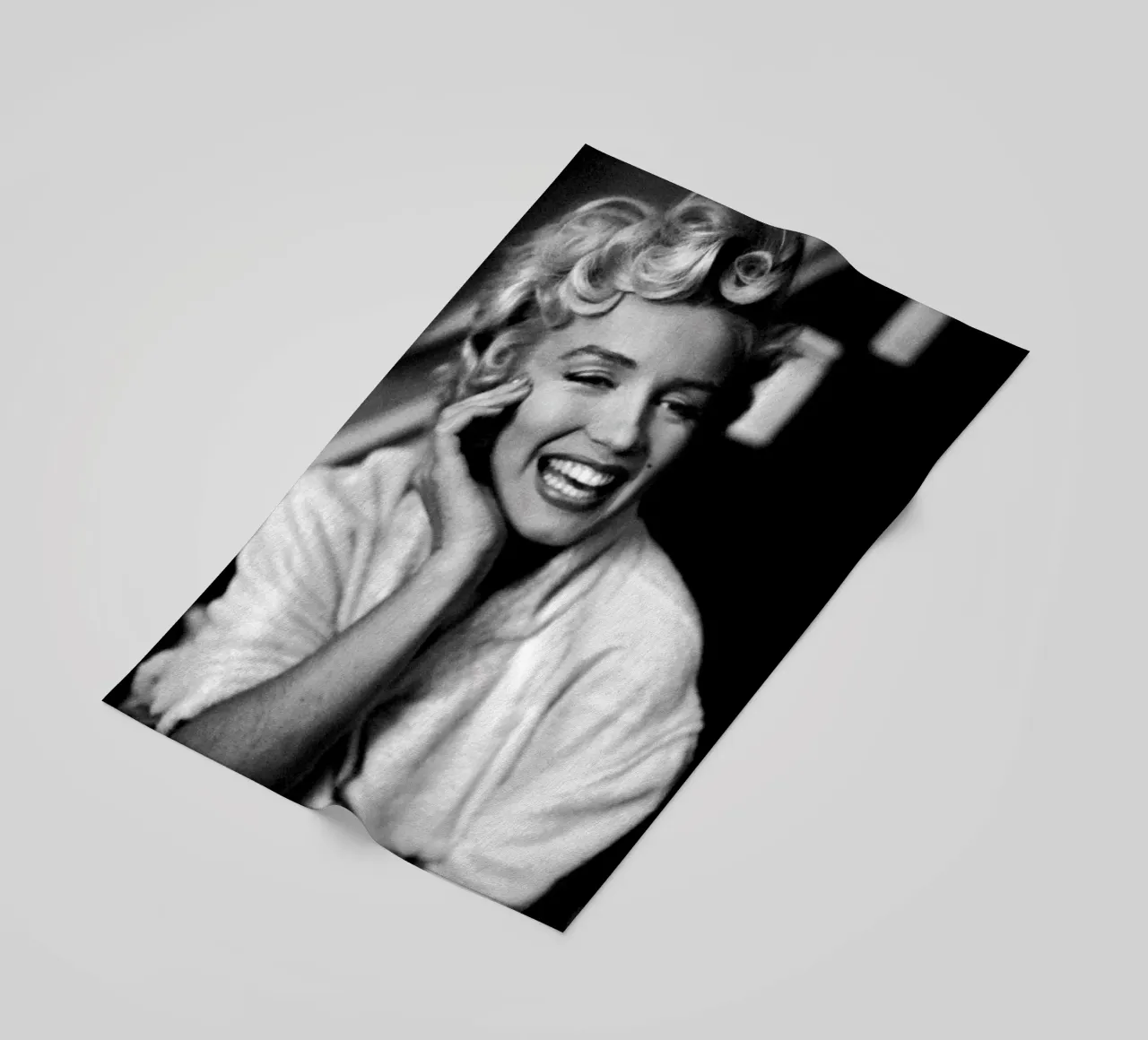 Marilyn Monroe Vintage in bianco e nero telo mare da valentinomartinst