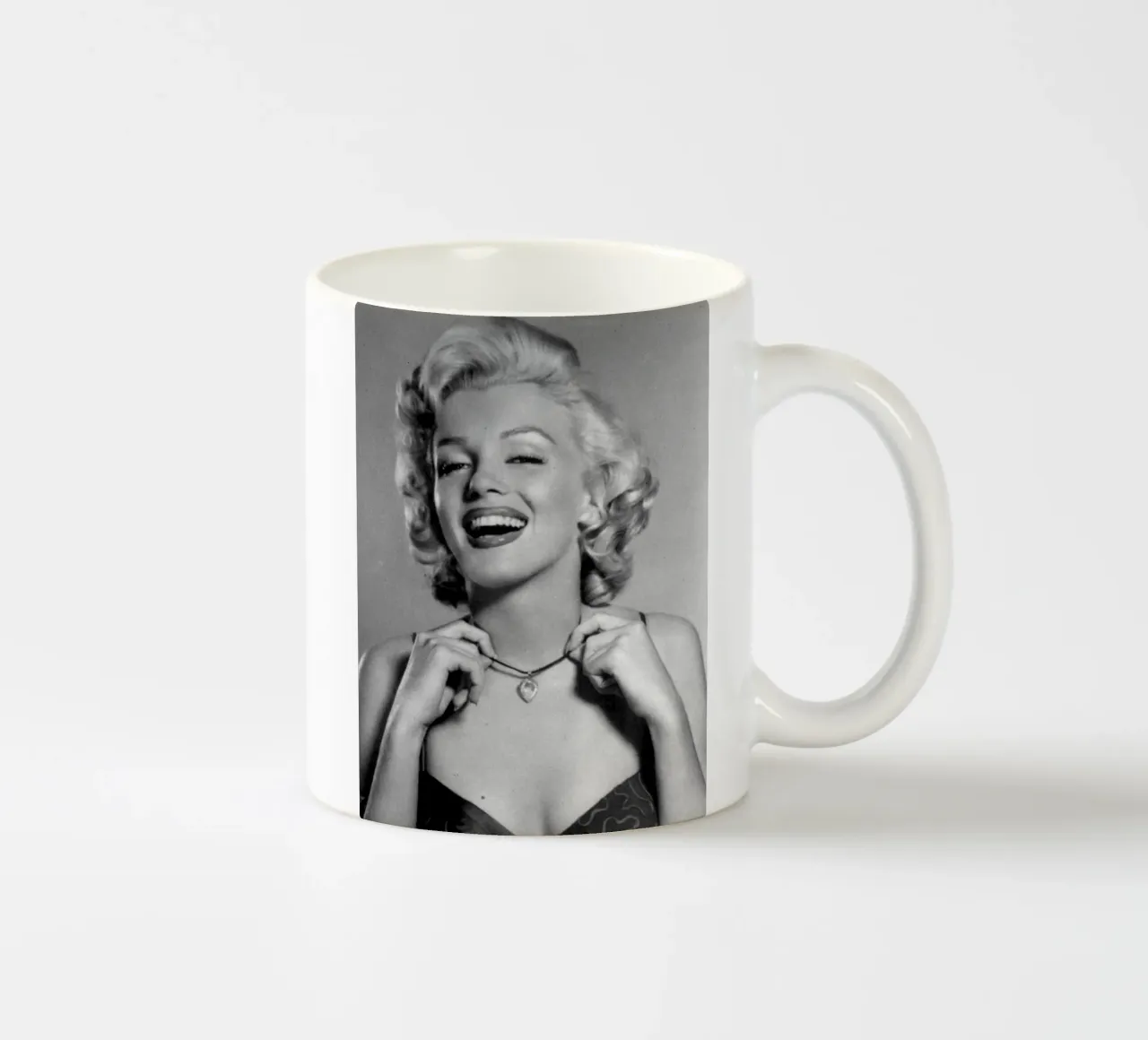 Marilyn Monroe vintage in bianco e nero tazza in ceramica da valentinomartinst