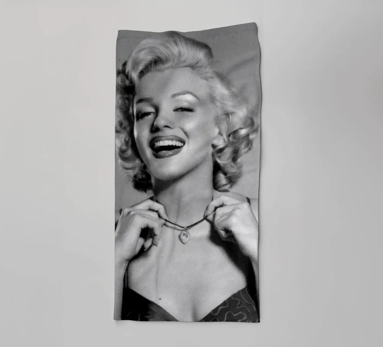 Marilyn Monroe vintage in bianco e nero asciugamano da bagno da valentinomartinst