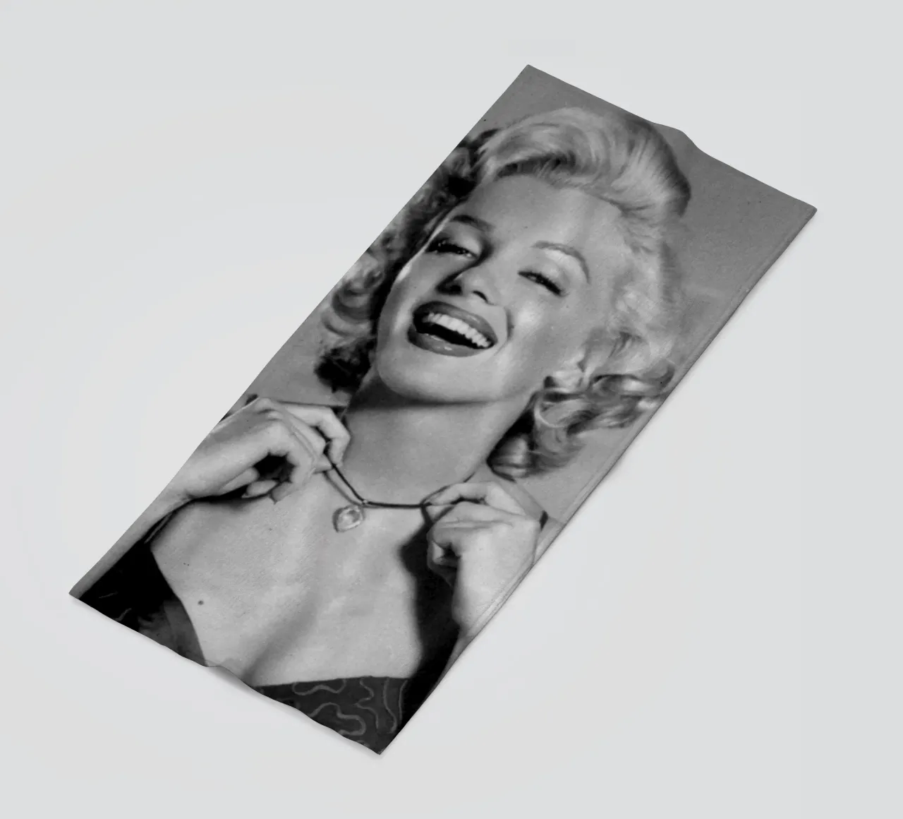 Marilyn Monroe vintage in bianco e nero telo mare da valentinomartinst