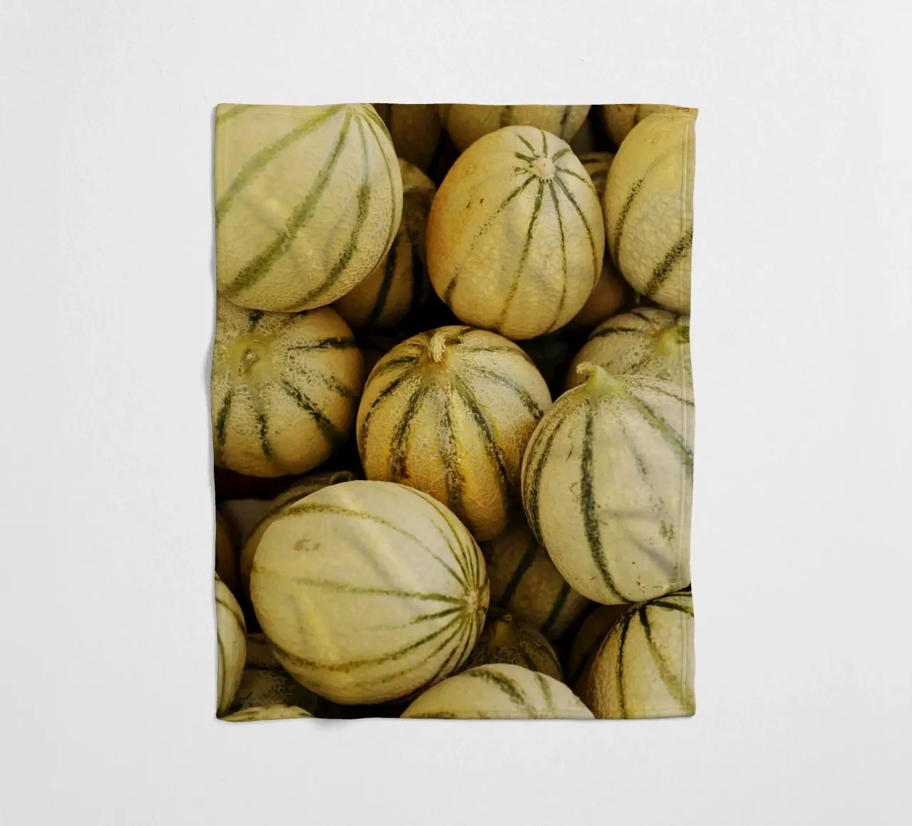 Honig - Melonen in languedoc-roussillon (Frankreich) Fleecedecke von Simon Koy