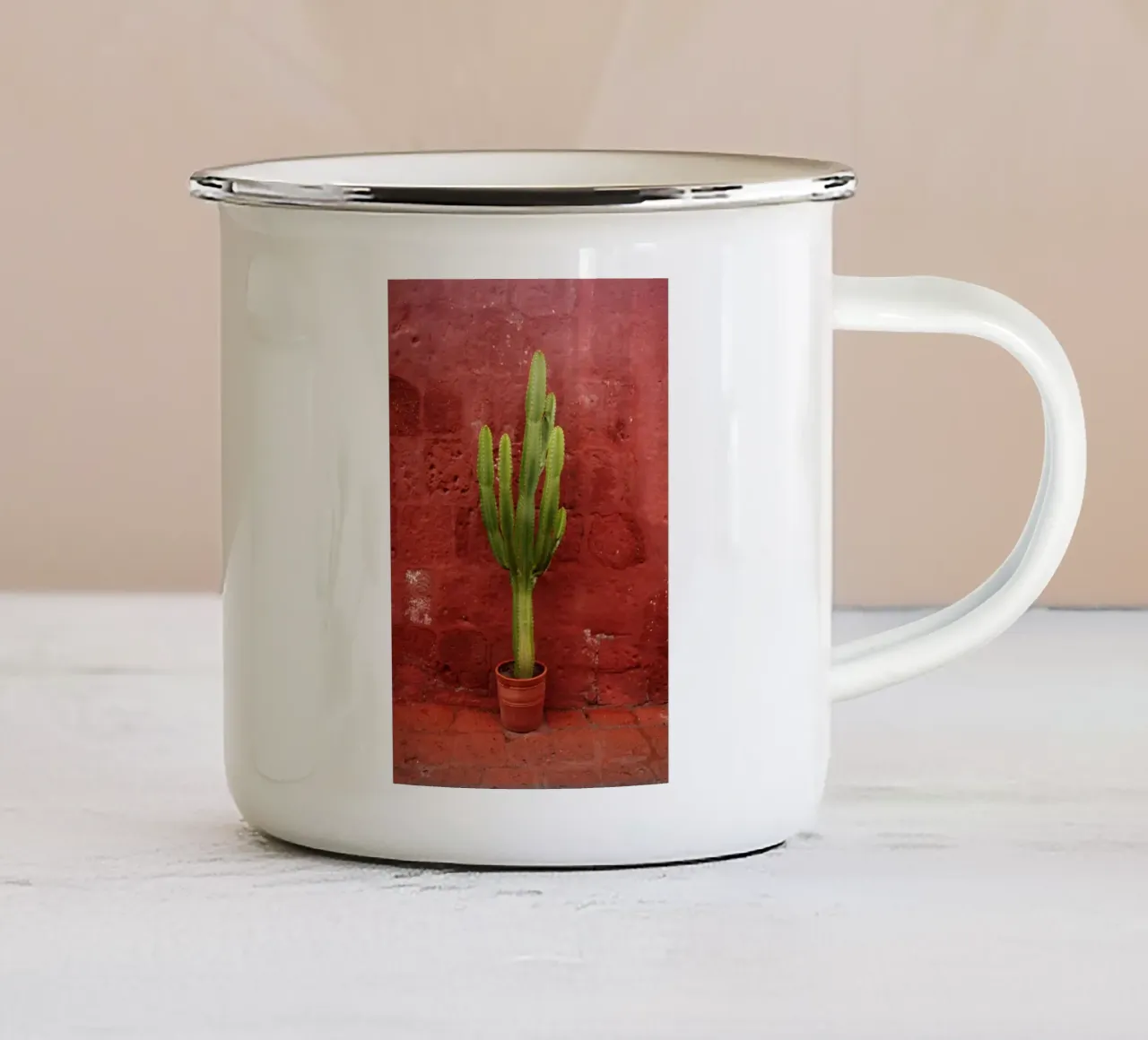 Kaktus in Perù (Arequipa) tazza in smalto da Simon Koy