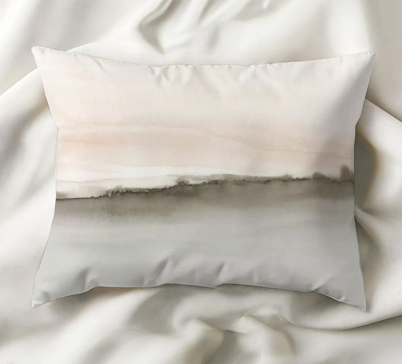 Paesaggio minimalista nei toni tenui della terra cuscino da NouveauPrints