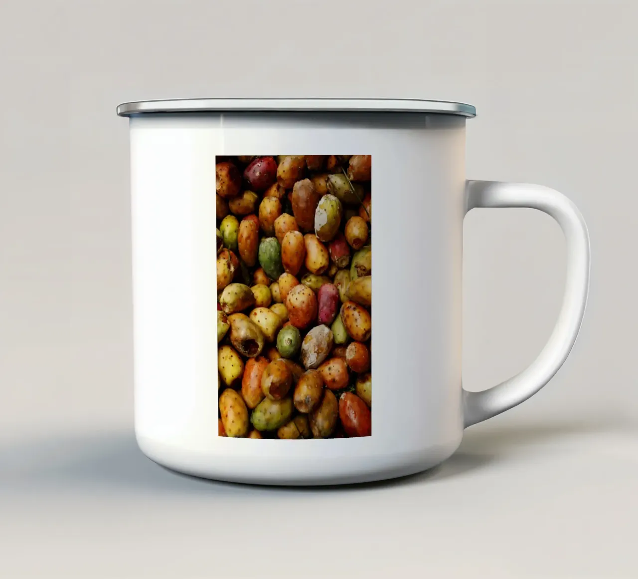 Frutti di cactus a Cusco (Perù) tazza in smalto da Simon Koy