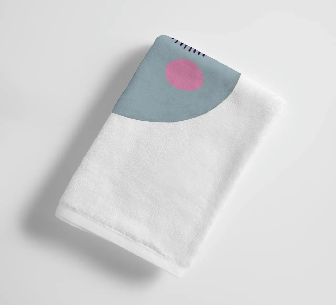 Guaina per albero di Natale con viso blu asciugamano da bagno da Sophie Augustin Illustration