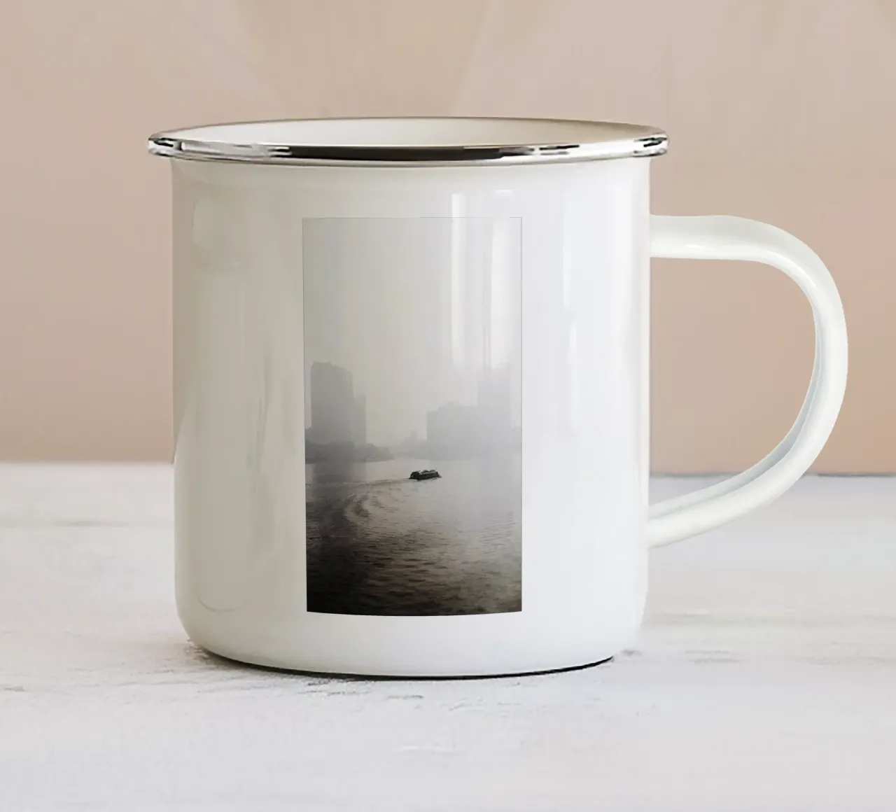 Battello sul Nilo al Cairo (Egitto) tazza in smalto da Simon Koy