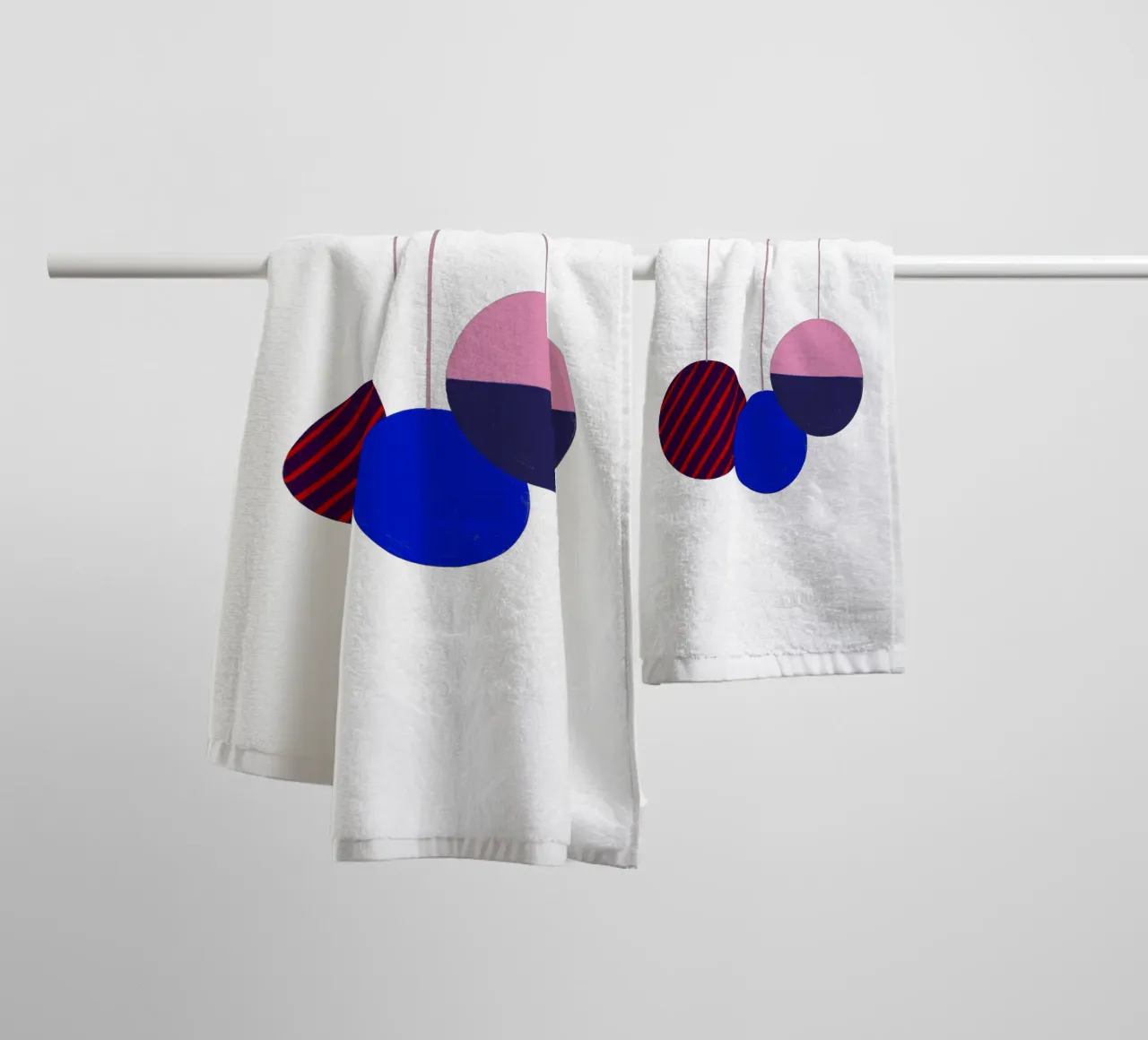 Weihnachtsbaumkugeln Color Block toalla de baño de Sophie Augustin Illustration