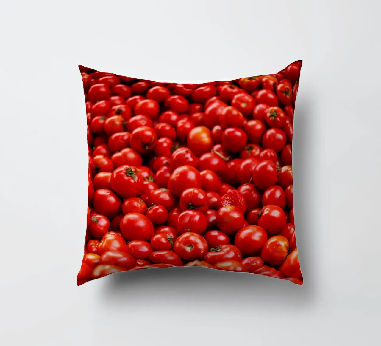 Pomodori al Cairo (Egitto) cuscino da Simon Koy