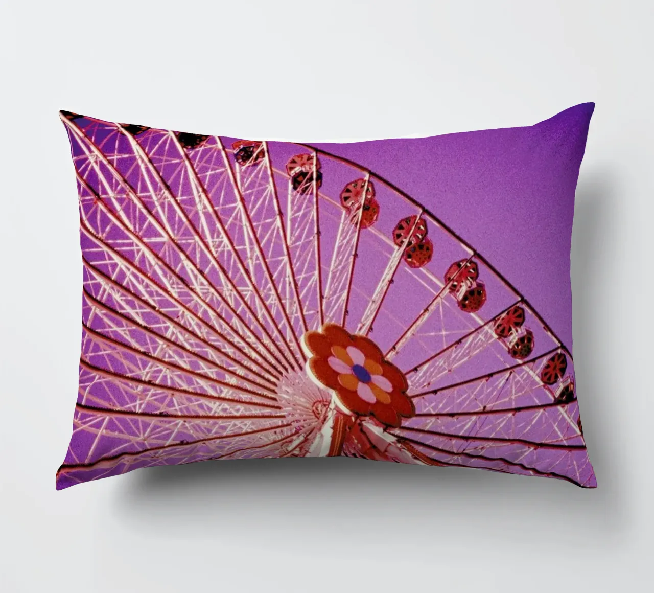 Ferris cuscino da BLAEK Design Studio