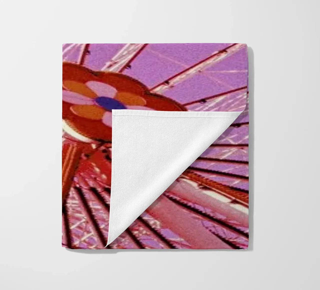 Ferris telo mare da BLAEK Design Studio