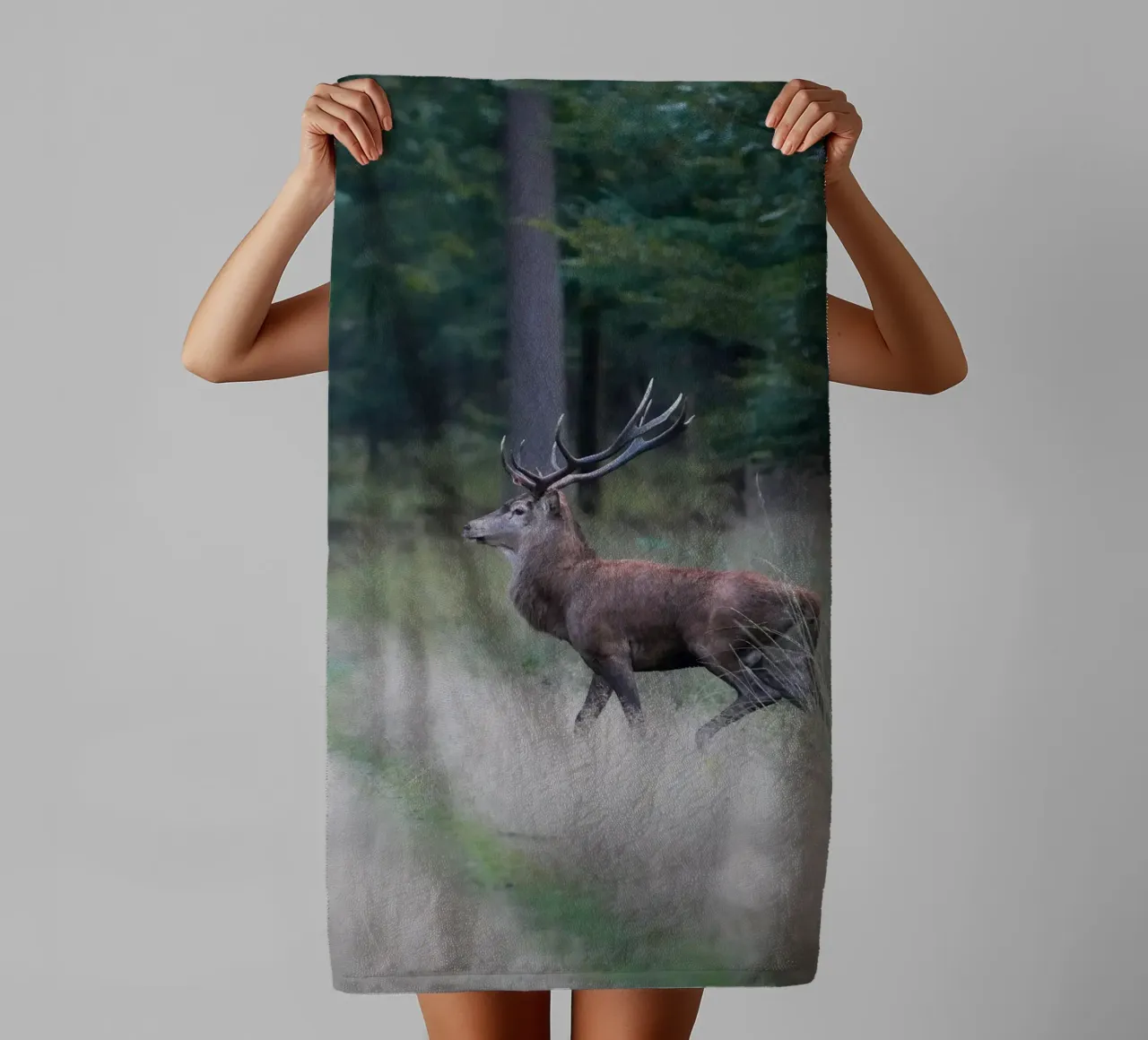 Cervo rosso asciugamano da bagno da Tom's Wildlife