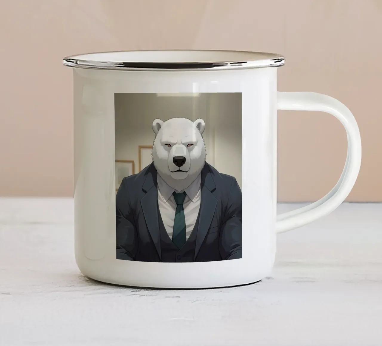 Orso polare in tuta con caffè tazza in smalto da DesignDoodle