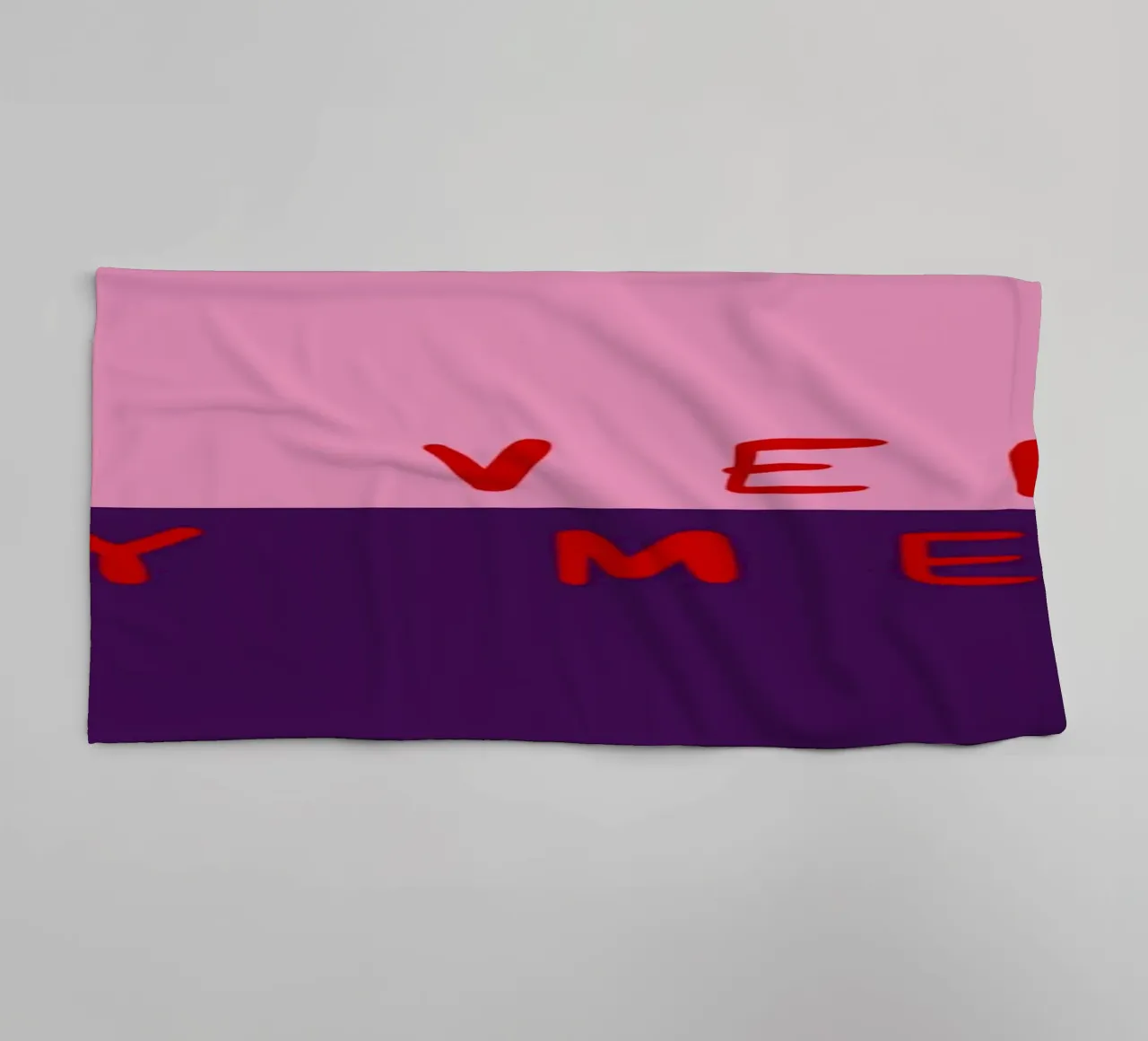 So very Merry Color Block Pink Lila asciugamano da bagno da Sophie Augustin Illustration