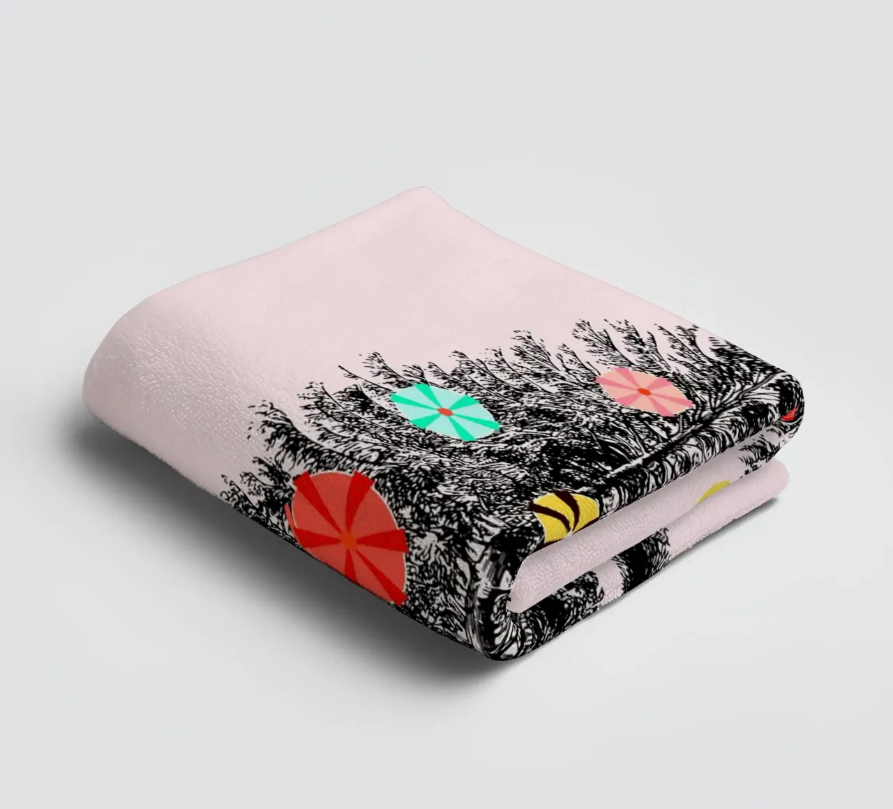 Retro Christmas Tree with Candy Ornaments asciugamano da bagno da showmemars