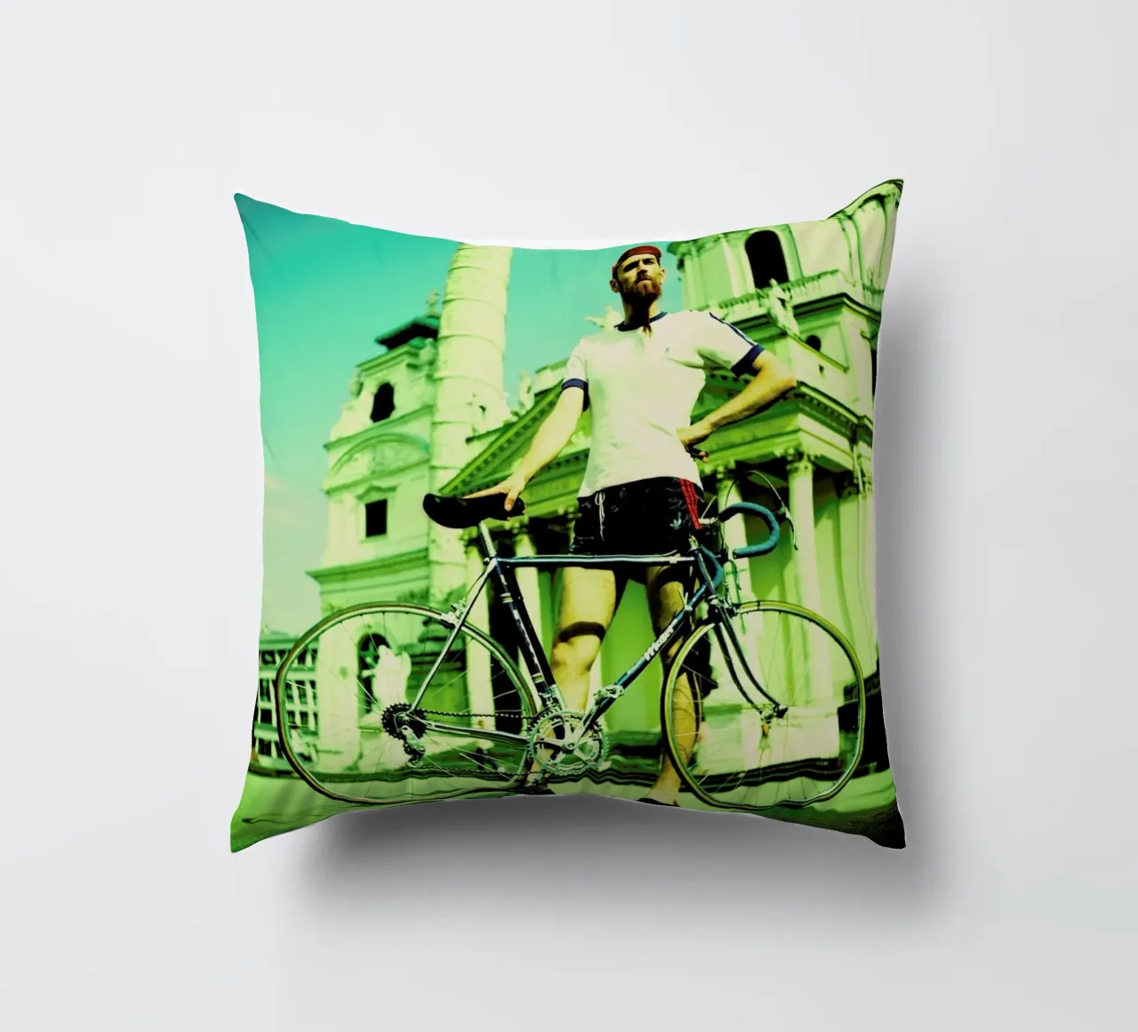 Josef 2 cuscino da BLAEK Design Studio