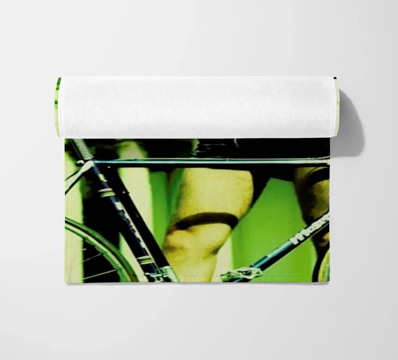 Josef 2 telo mare da BLAEK Design Studio