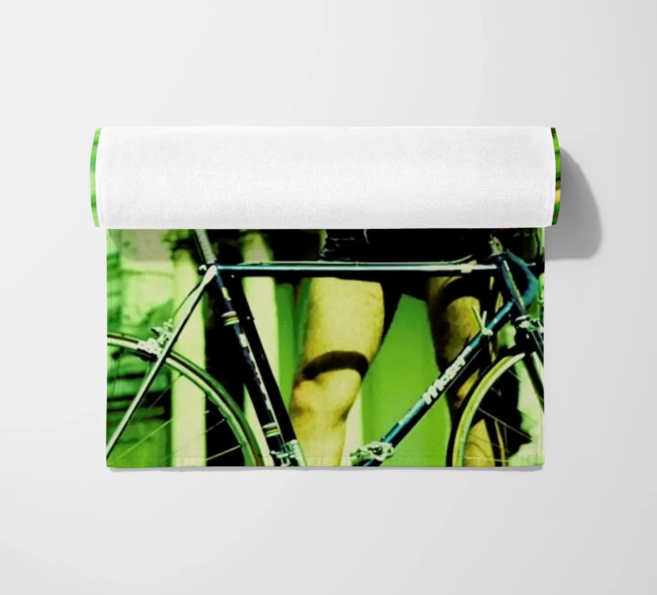 Josef 2 telo mare da BLAEK Design Studio