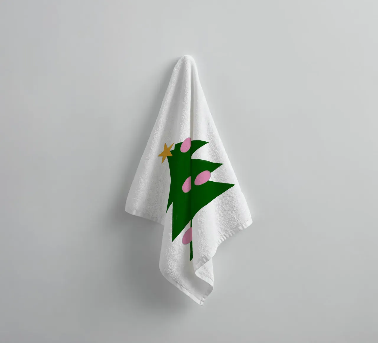 Tannenbaum mit Kugeln asciugamano da bagno da Sophie Augustin Illustration