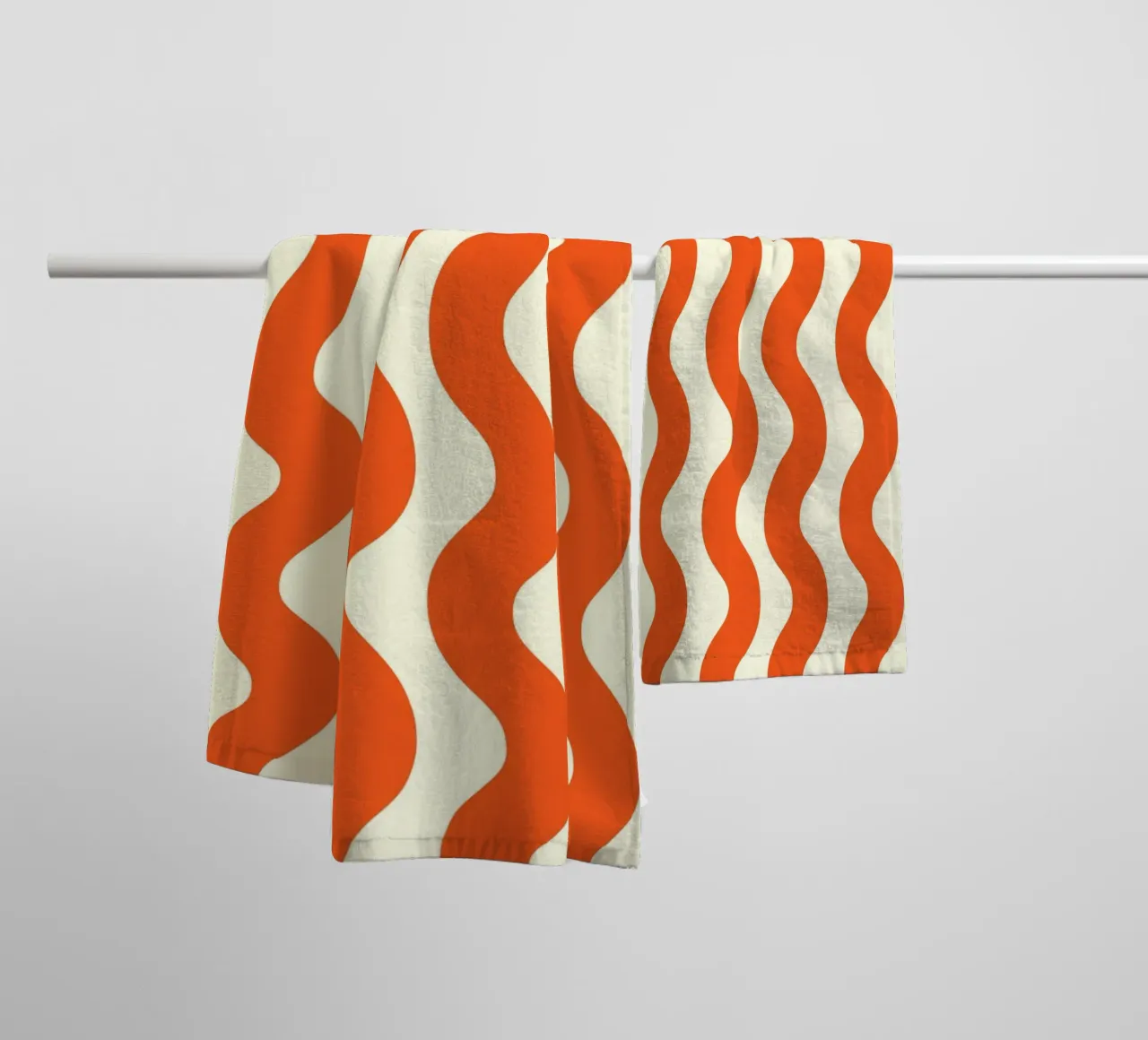 Orange Wave Pattern badhanddoek van LisaArtes