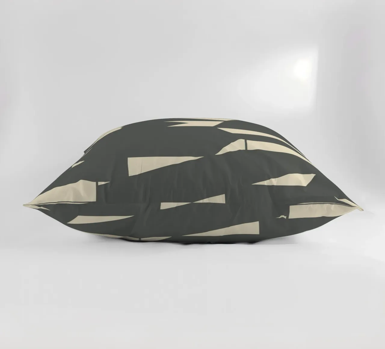 Grigio e geometrico cuscino da Little Dean