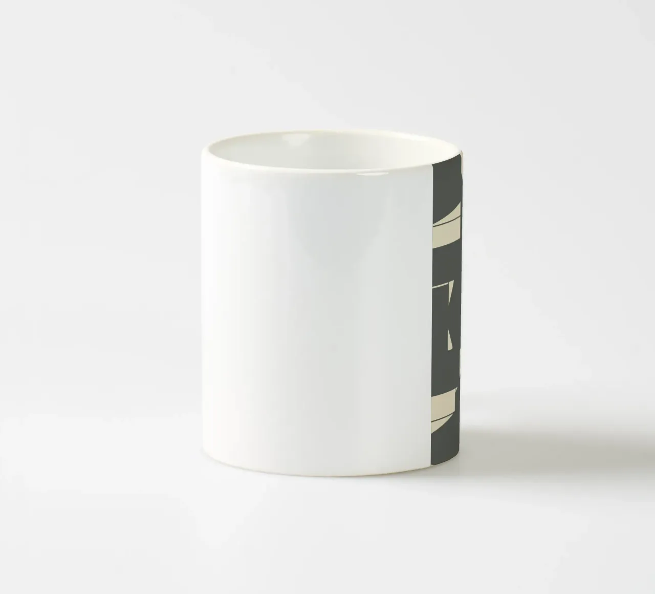 Grigio e geometrico tazza in ceramica da Little Dean