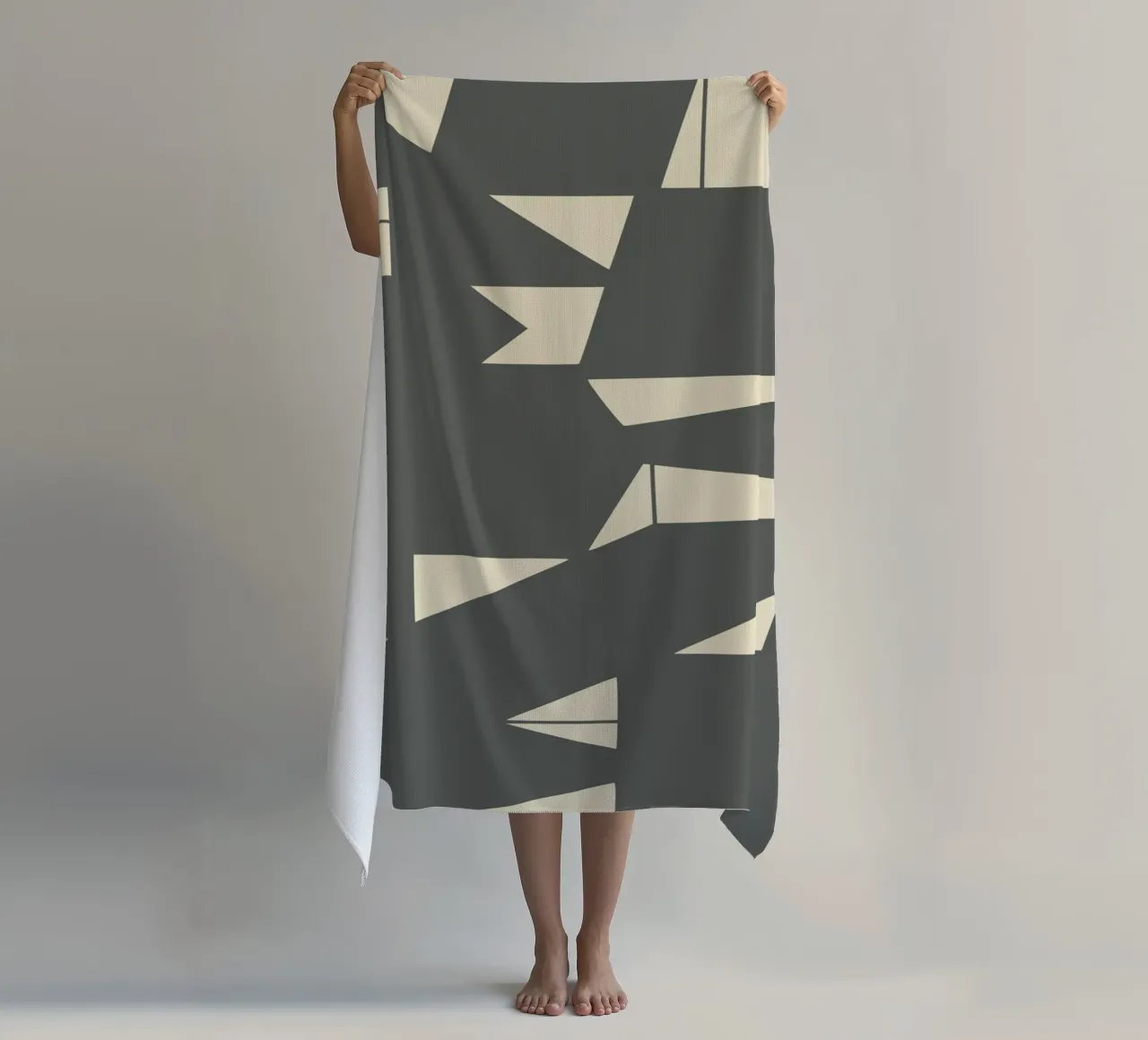 Grigio e geometrico telo mare da Little Dean