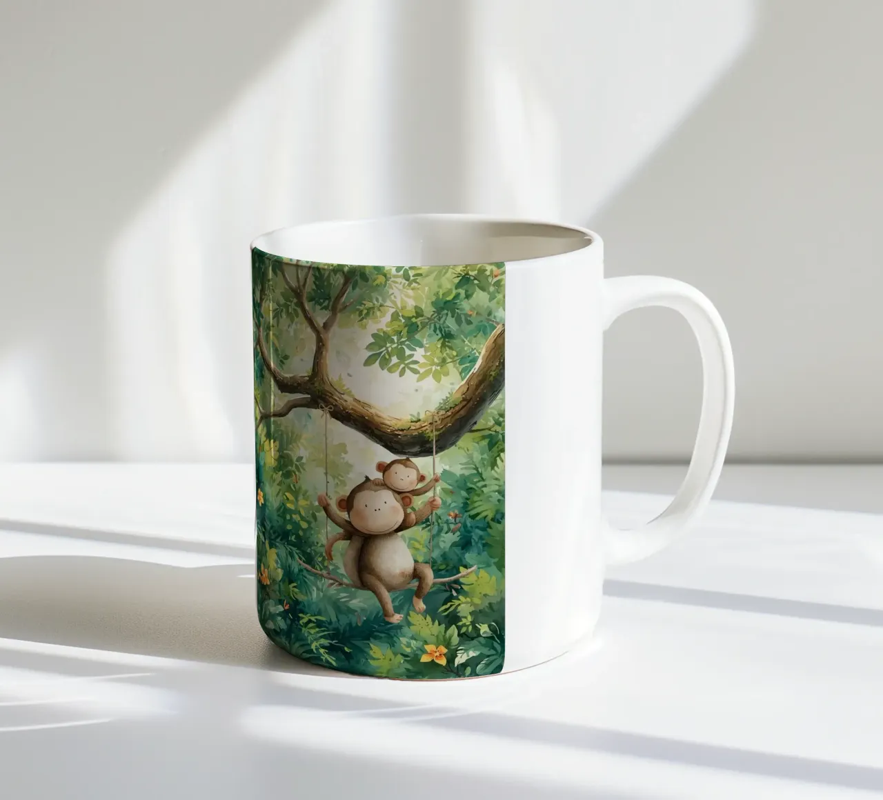 Speelse apenvrienden in regenwoud keramische mok van Doodle Dreams Art
