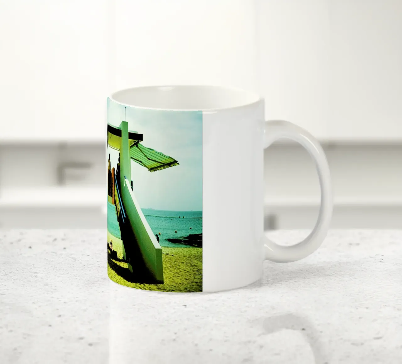 Lamma Island tazza in ceramica da BLAEK Design Studio