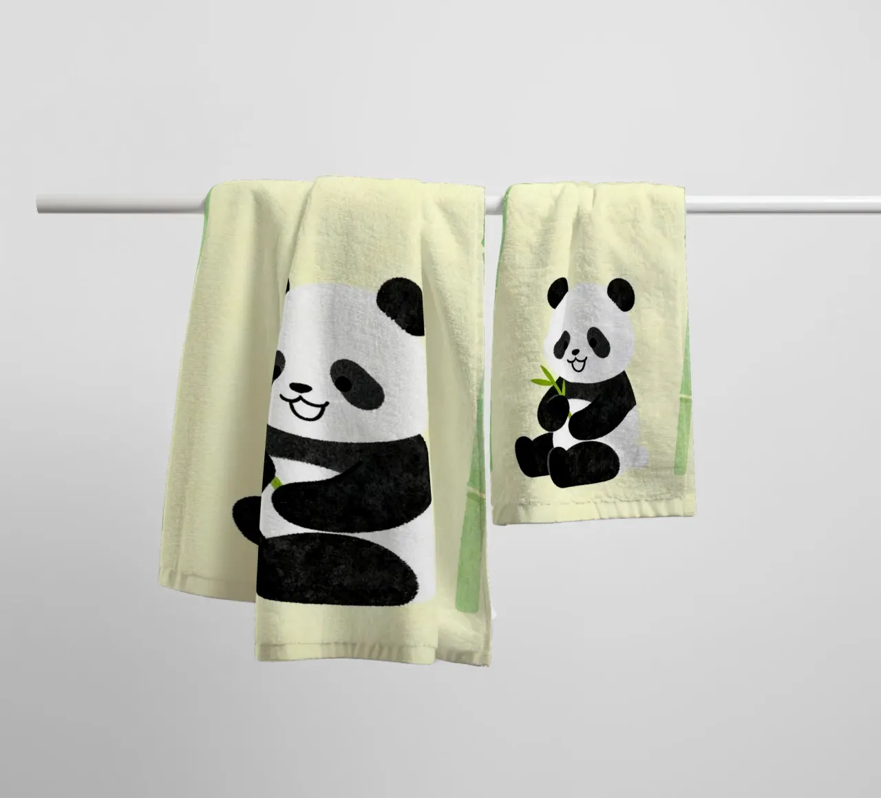 Panda with Bamboo asciugamano da bagno da EverLuvv Studio