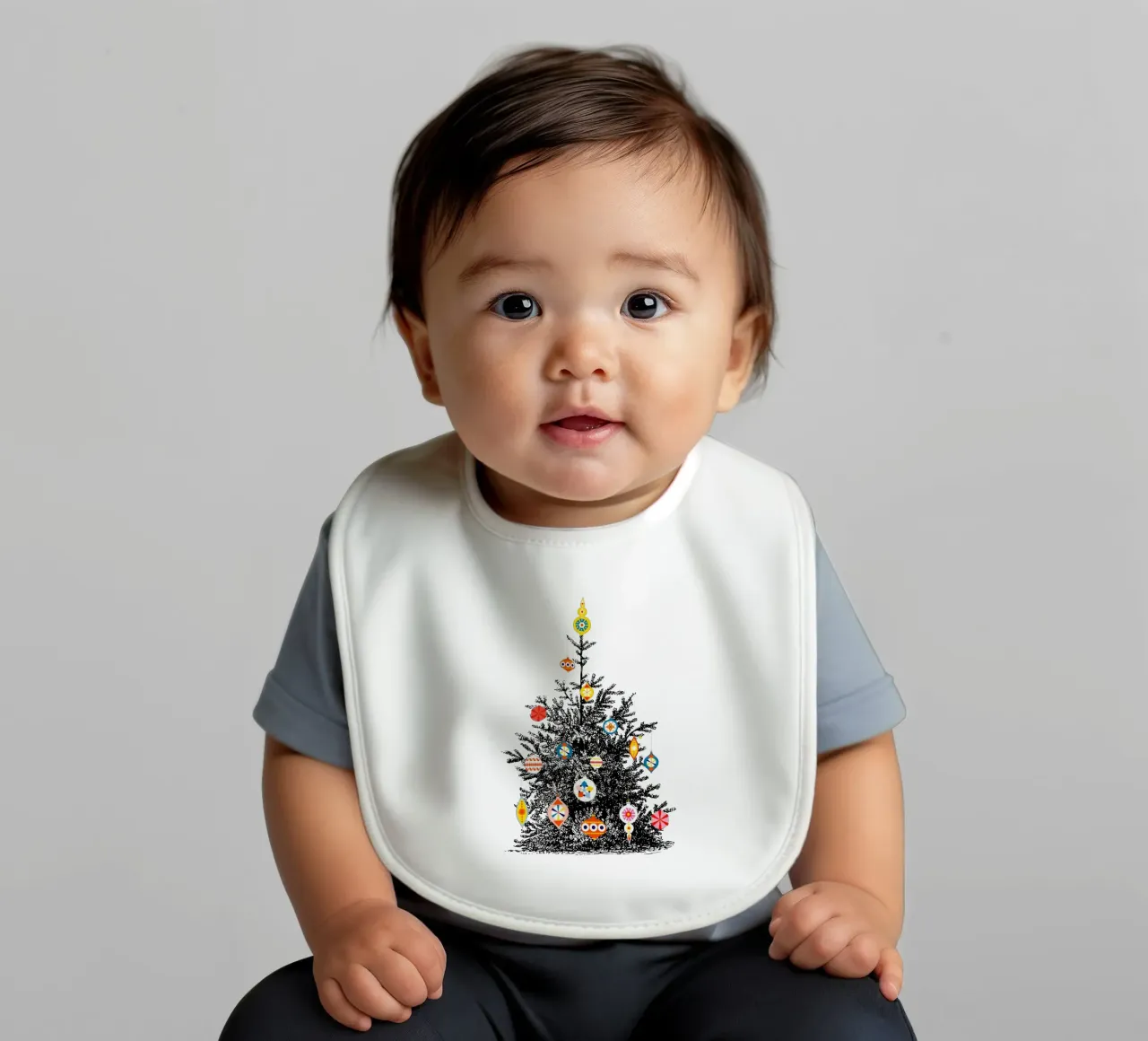 Retro Christmas Tree With Colorful Ornaments bavaglino da showmemars