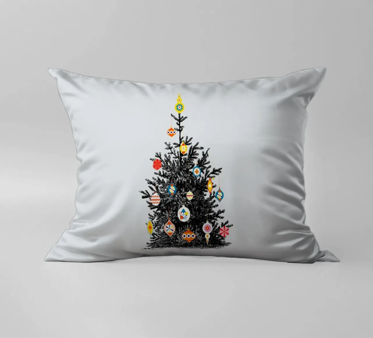 Retro Christmas Tree With Colorful Ornaments cuscino da showmemars