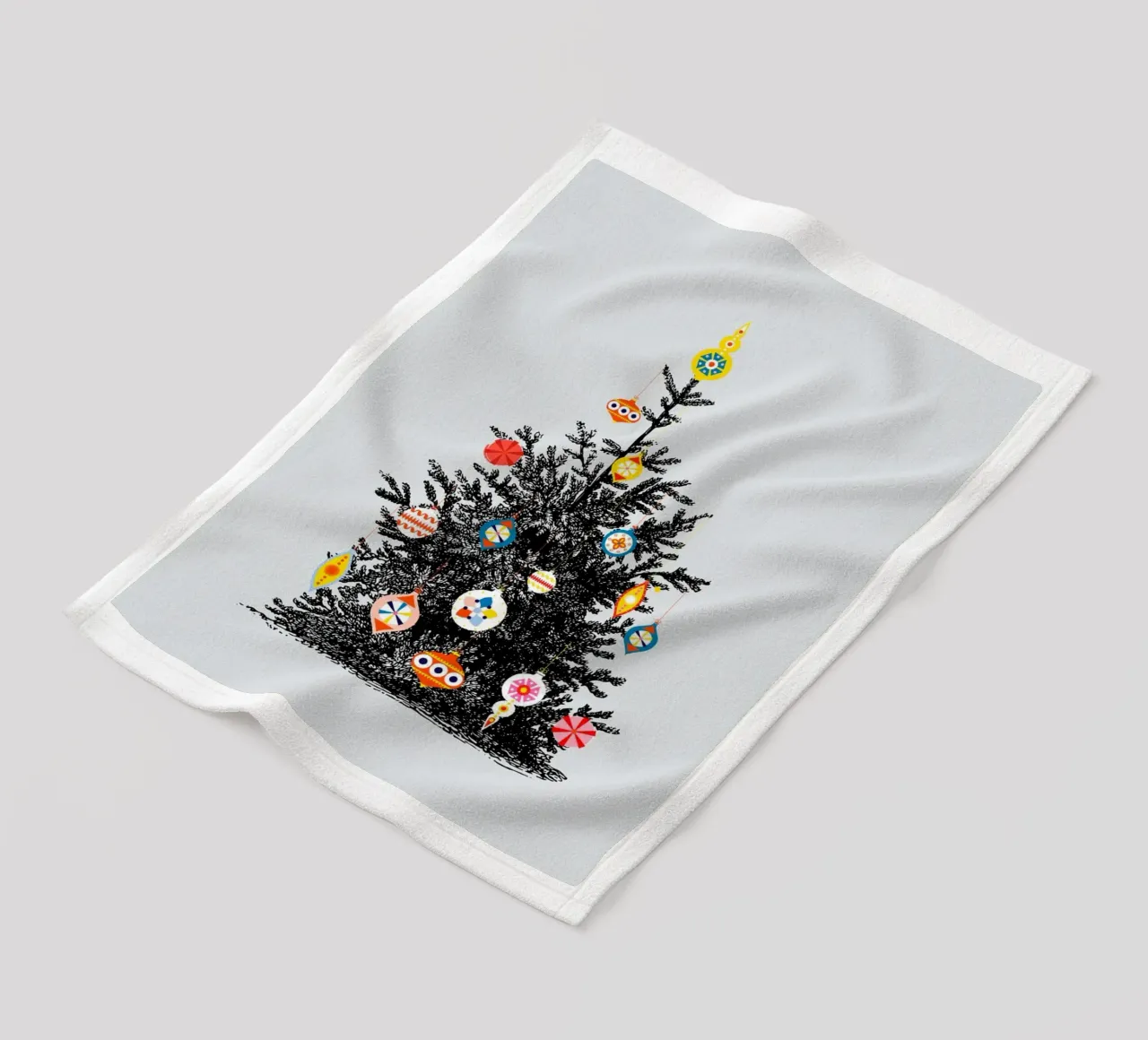 Retro Christmas Tree With Colorful Ornaments coperta in pile da showmemars