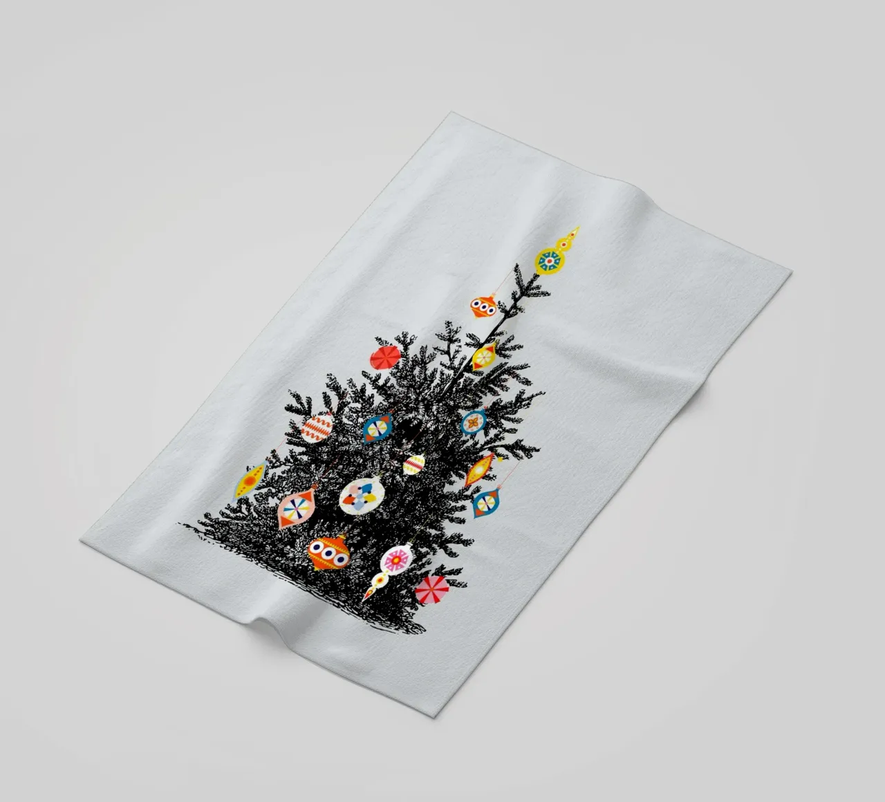 Retro Christmas Tree With Colorful Ornaments telo mare da showmemars