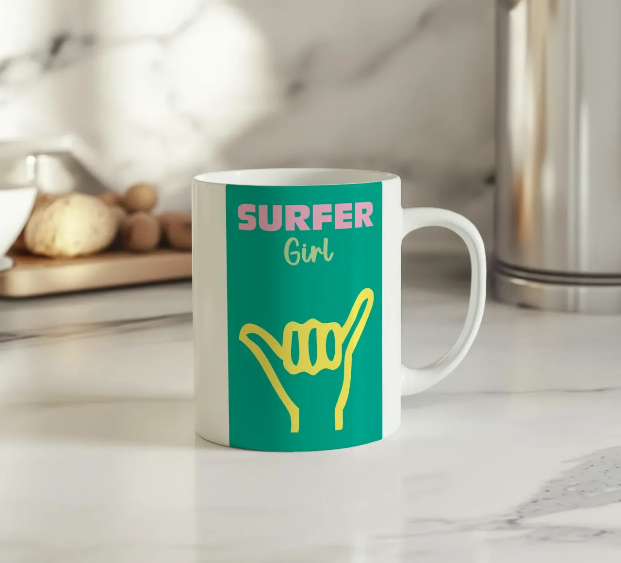 Surfer Girl tazza in ceramica da Art Fart