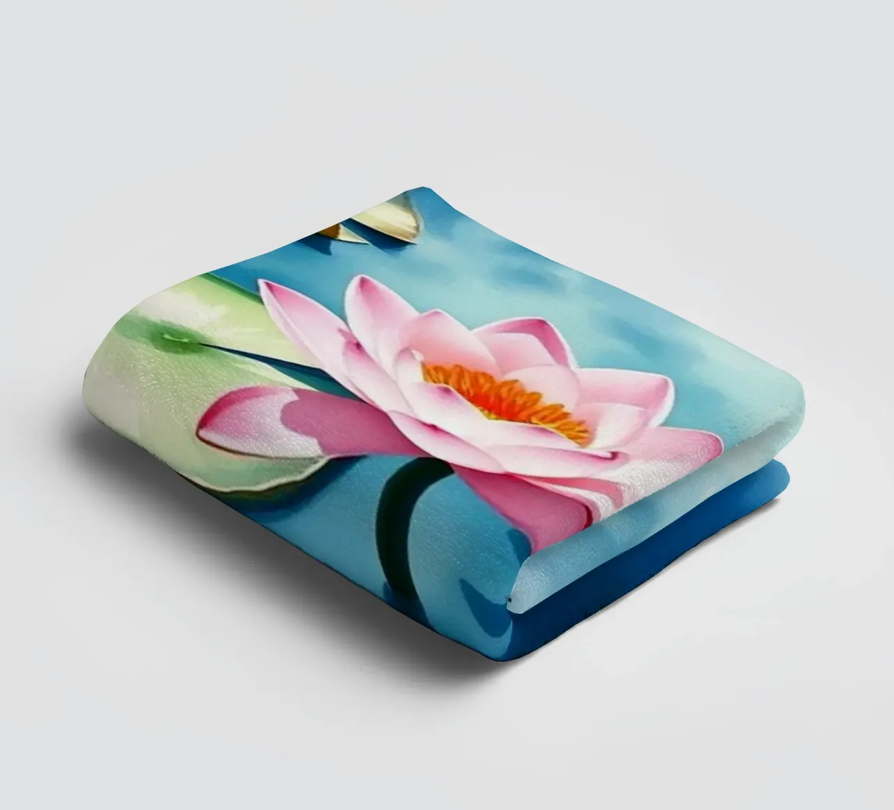 Serene ninfee rosa su uno stagno blu asciugamano da bagno da Artistic-shop