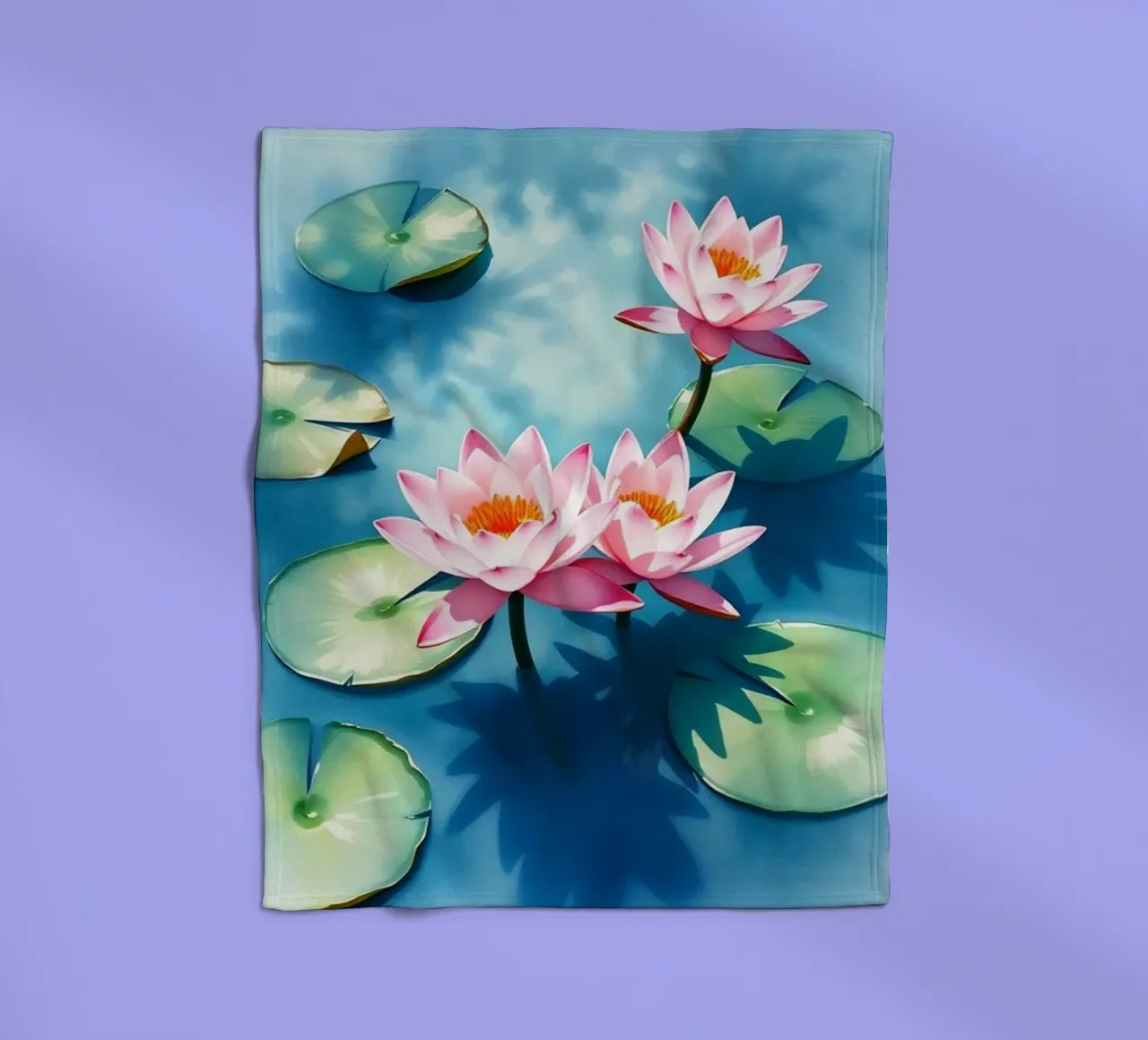Serene ninfee rosa su uno stagno blu coperta in pile da Artistic-shop