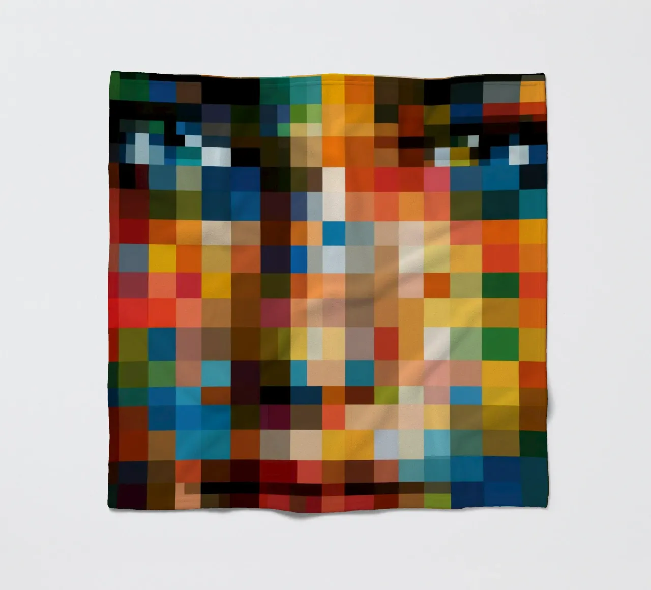 Ritratto in pixel | Retro-pixelismo digitale coperta in pile da Autofocus