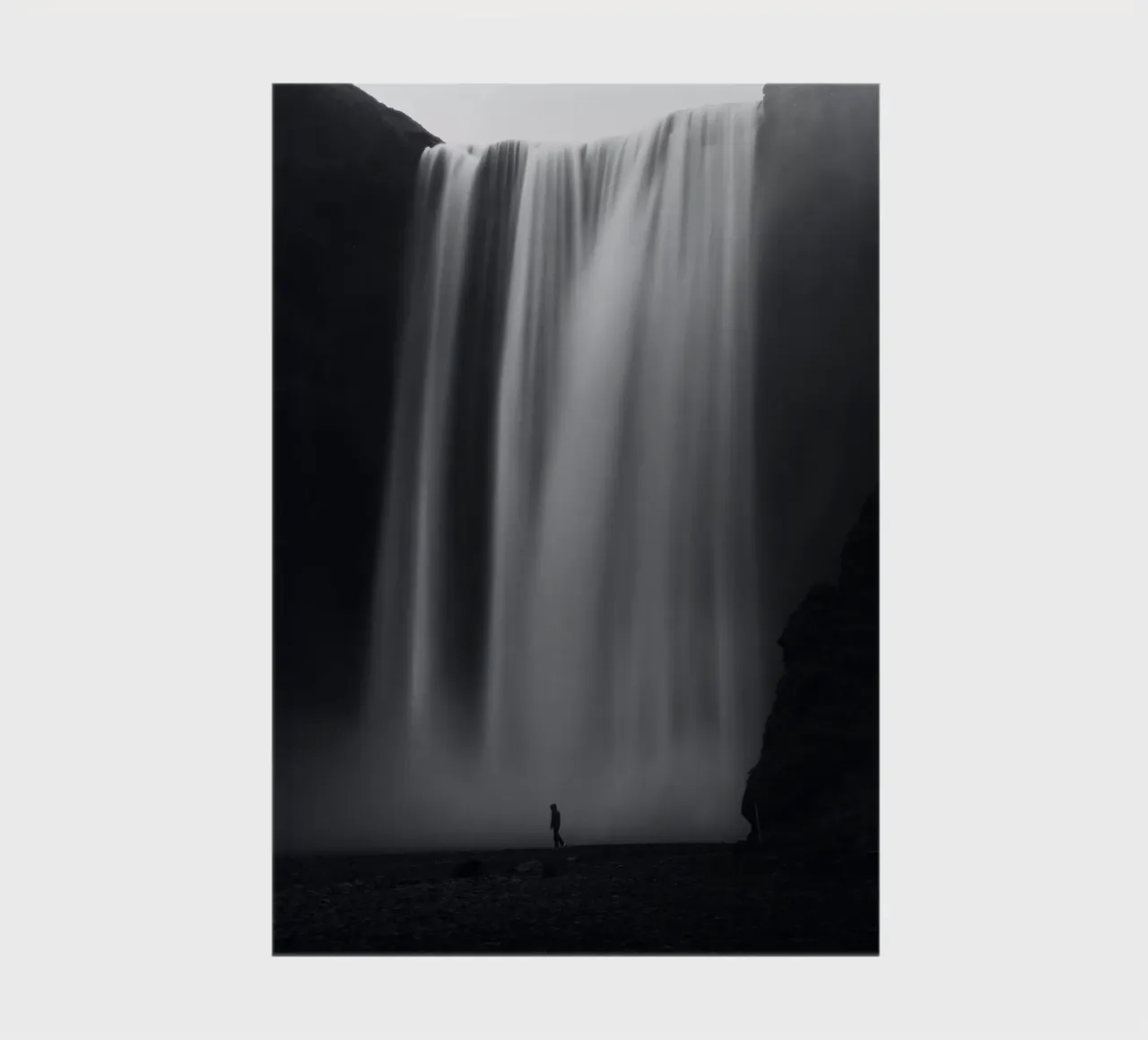 Masses d'eau de la cascade de Skogafoss carnet de notes de Fjöllart