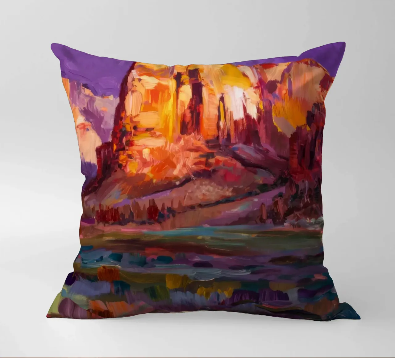 Violette Schlucht-Schatten Kissen von Angkasa Mist