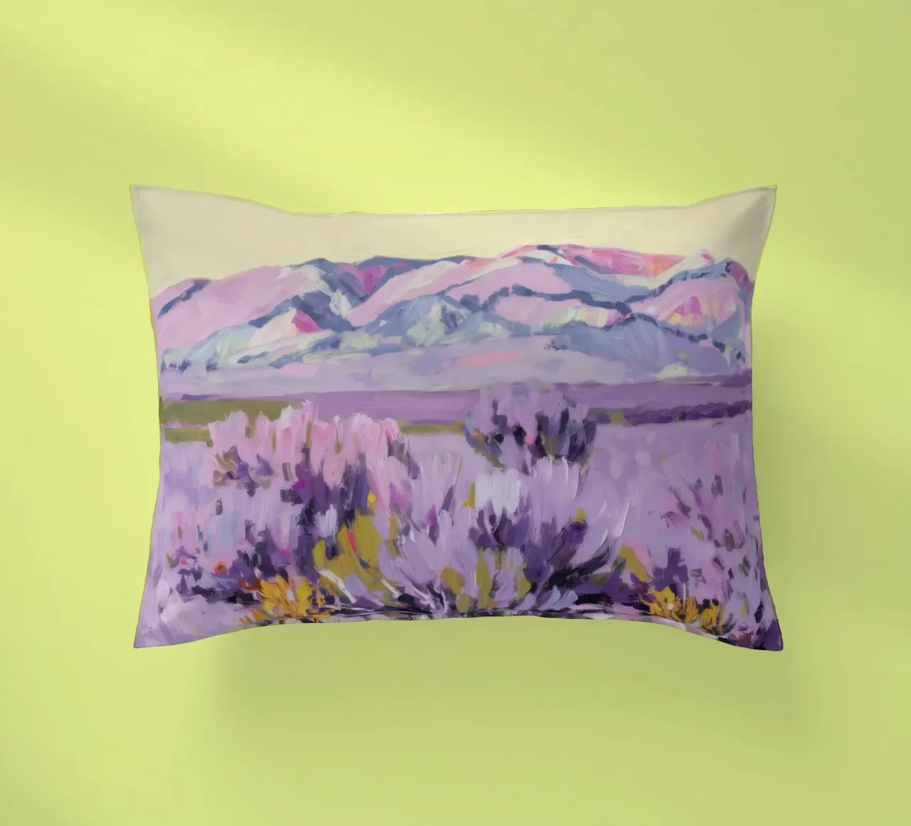 Colline di lavanda color nocciola cuscino da Angkasa Mist